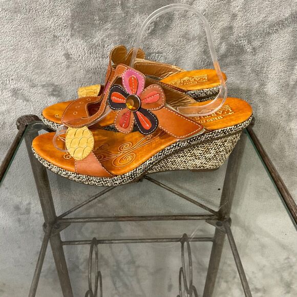 L'Artiste Spring Step Riviera Leather embellished wedge Sandal Women US 9 EUC - Picture 1 of 10